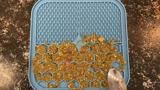 Tappetino Lick Mat Antistress per Cani e Gatti- Slow Feeder